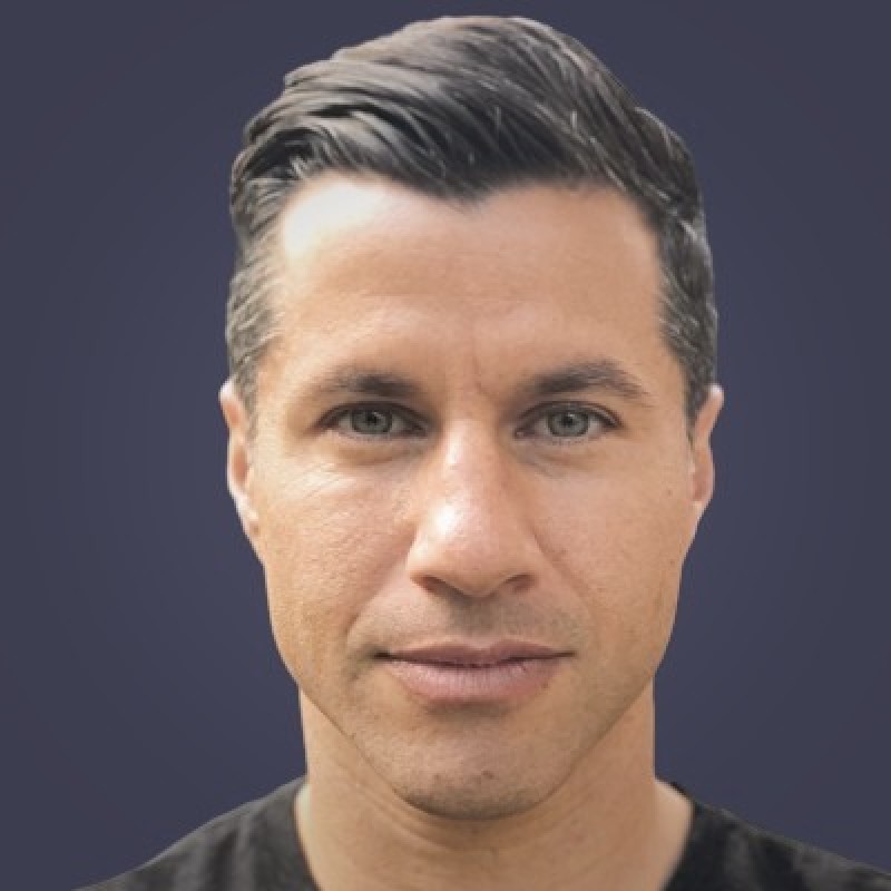 Kian Alavi headshot